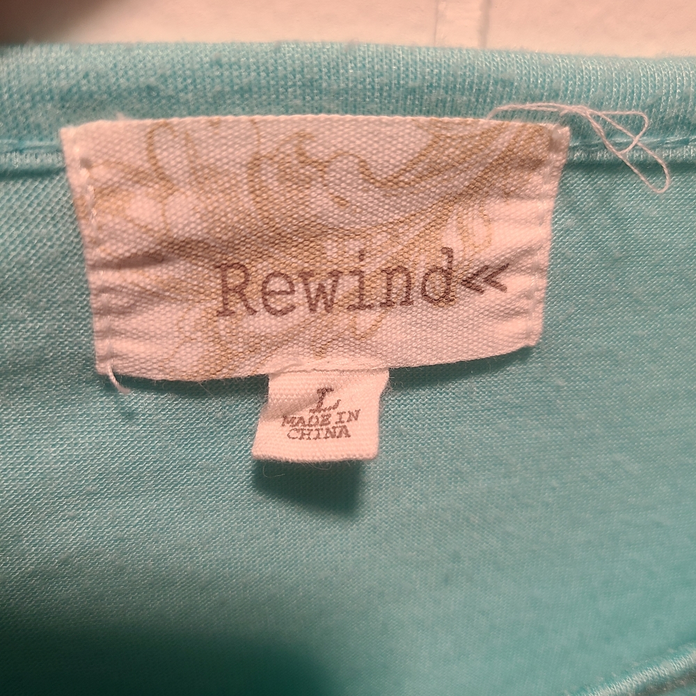 Boxy Crop Tee - Picture 2 of 2